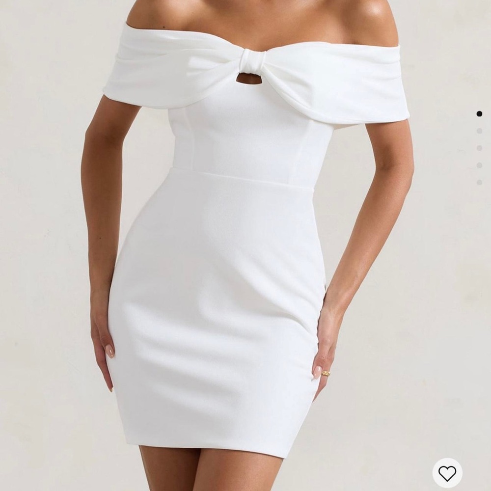 Off-Shoulder White Knot Front Bodycon Dress